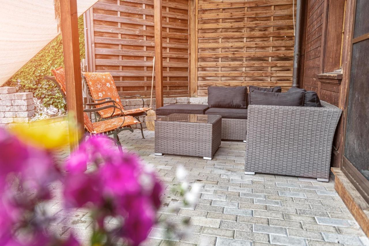 Bnb Deheimelig Huttwil Extérieur photo